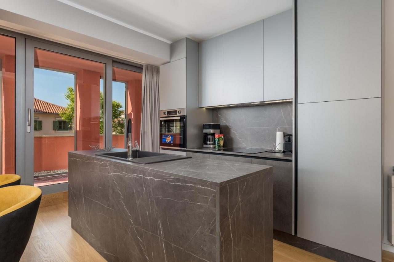 Luxury City Center Apartment -50M To The Sea Opatija Eksteriør billede